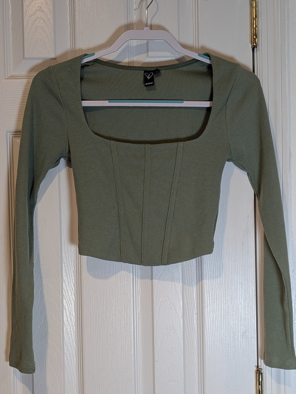 Windsor Olive Ribbed Long-Sleeve Cropped Top